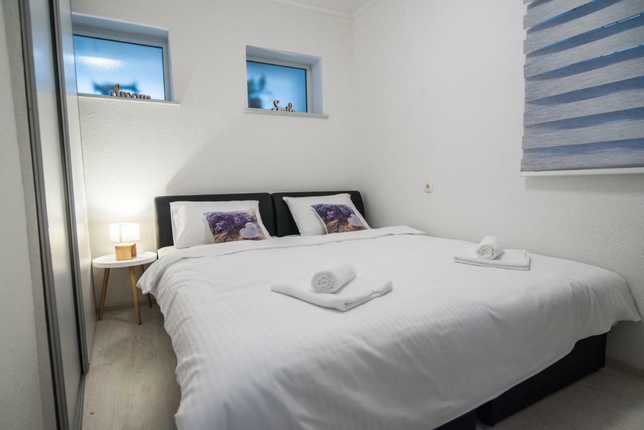 Love Apartments Mostar Buitenkant foto